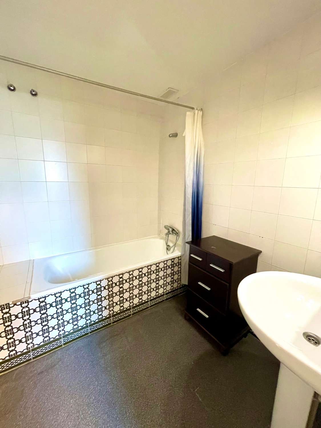 LONG TERM RENTAL- GREAT 3 BEDROOM SEMI-DETACHED + ATTIC NEXT TO THE SEA-BENALMADENA COSTA