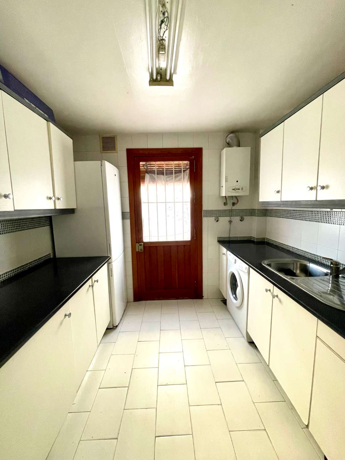 LONG TERM RENTAL- GREAT 3 BEDROOM SEMI-DETACHED + ATTIC NEXT TO THE SEA-BENALMADENA COSTA